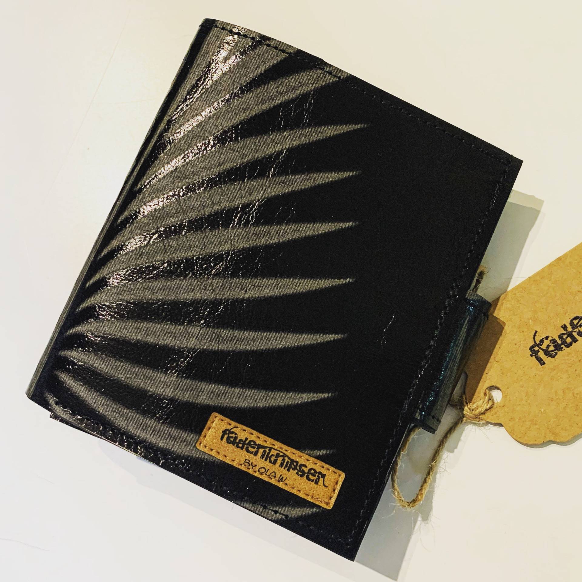 Geldbeutel Aus Waschbaren Papier Mit Rfid-Blocker von fadenknipser