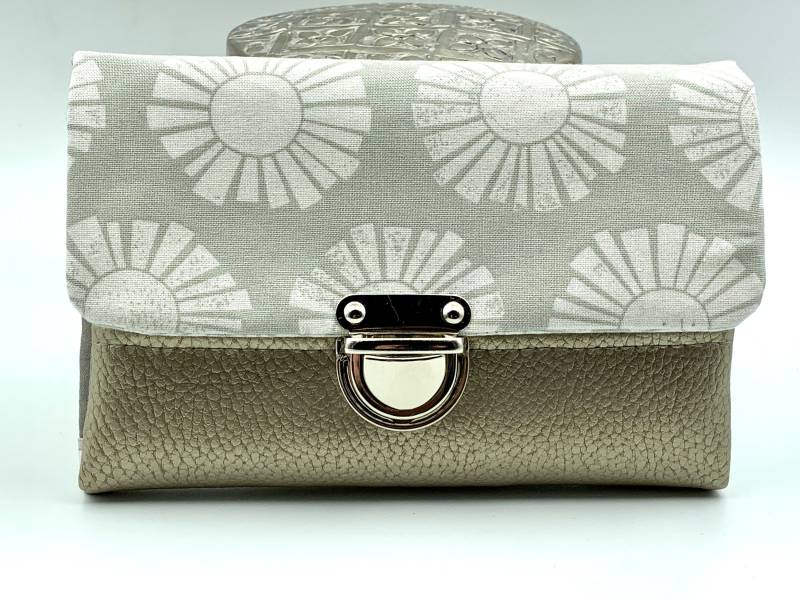 Geldbörse, Portemonnaie Grau Beige Sonne von fadenschaetze