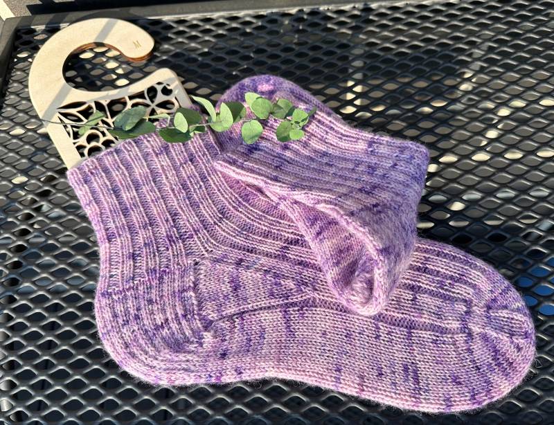 Handgestrickte Wollsocken Aus Merinowolle Gr.38 von fadenschaetze