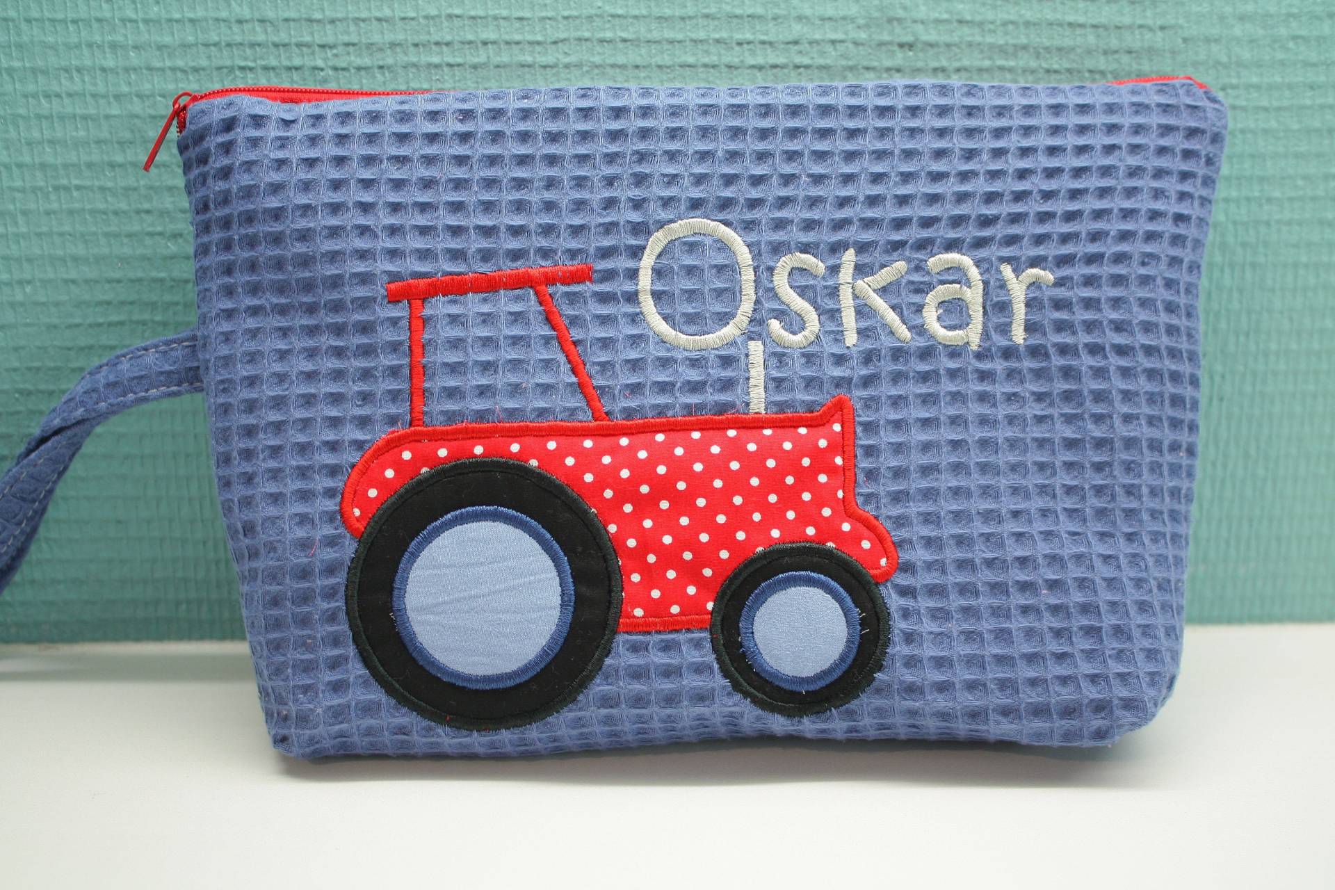 Kulturbeutel Windeltasche Traktor Kulturbeutel Windeltasche Traktor von fadentaenzerin