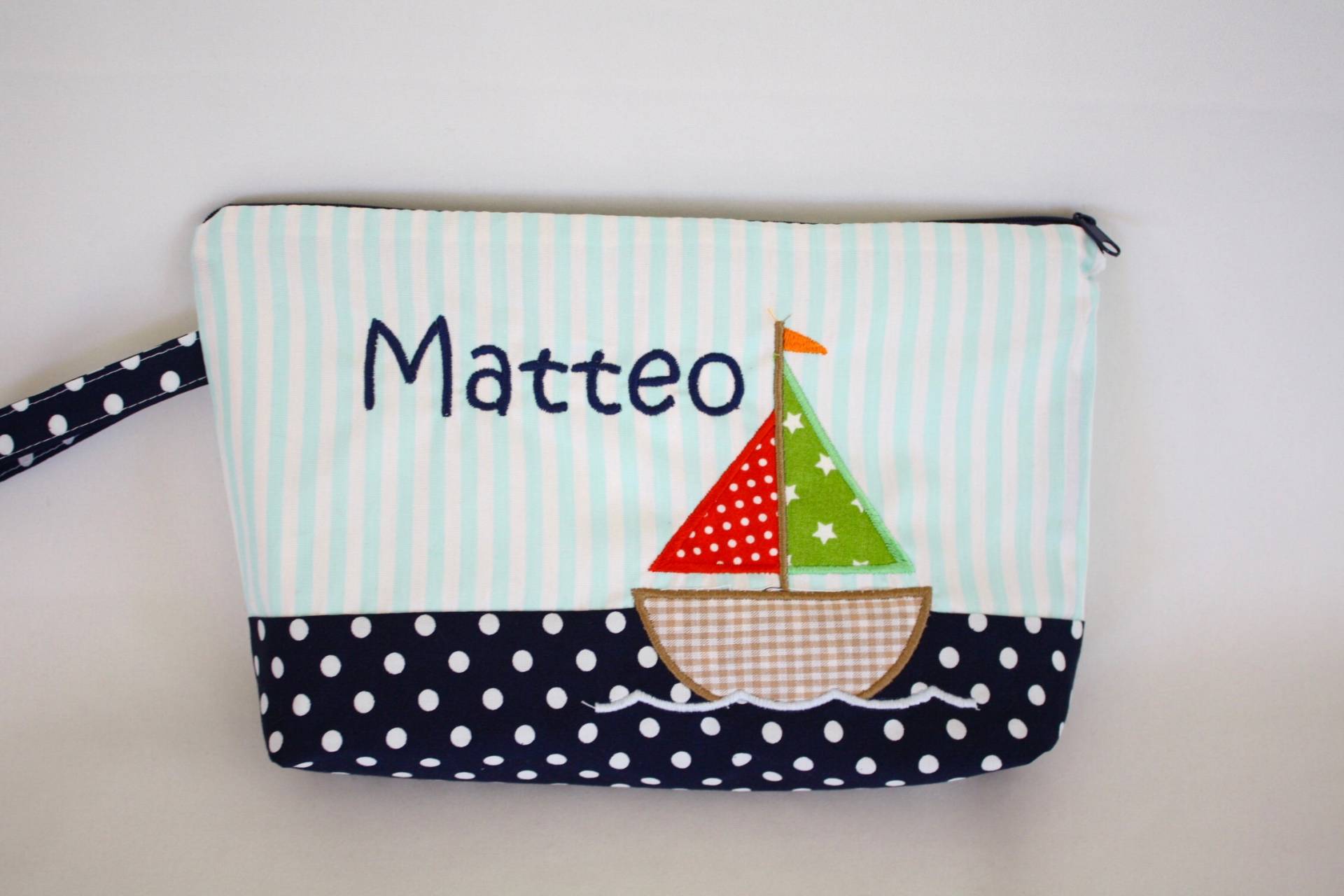 Windeltasche Mit Namen, Segelschiff, Wickeltasche, Kulturbeutel Windeltasche Mit Namen, Segelschiff, Wickeltasche, Kulturbeutel von fadentaenzerin