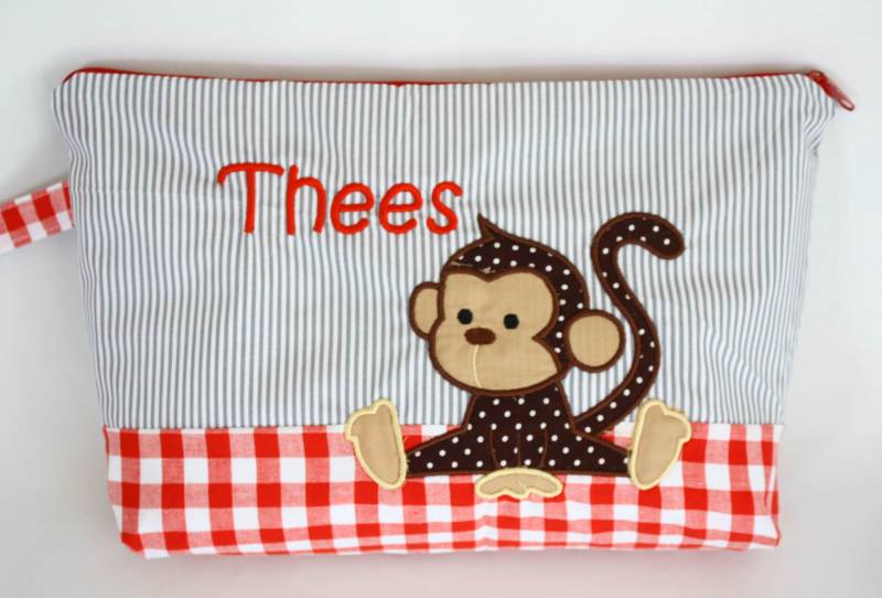 Windeltasche Mit Wunschnamen Affe Windeltasche Mit Wunschnamen Affe von fadentaenzerin