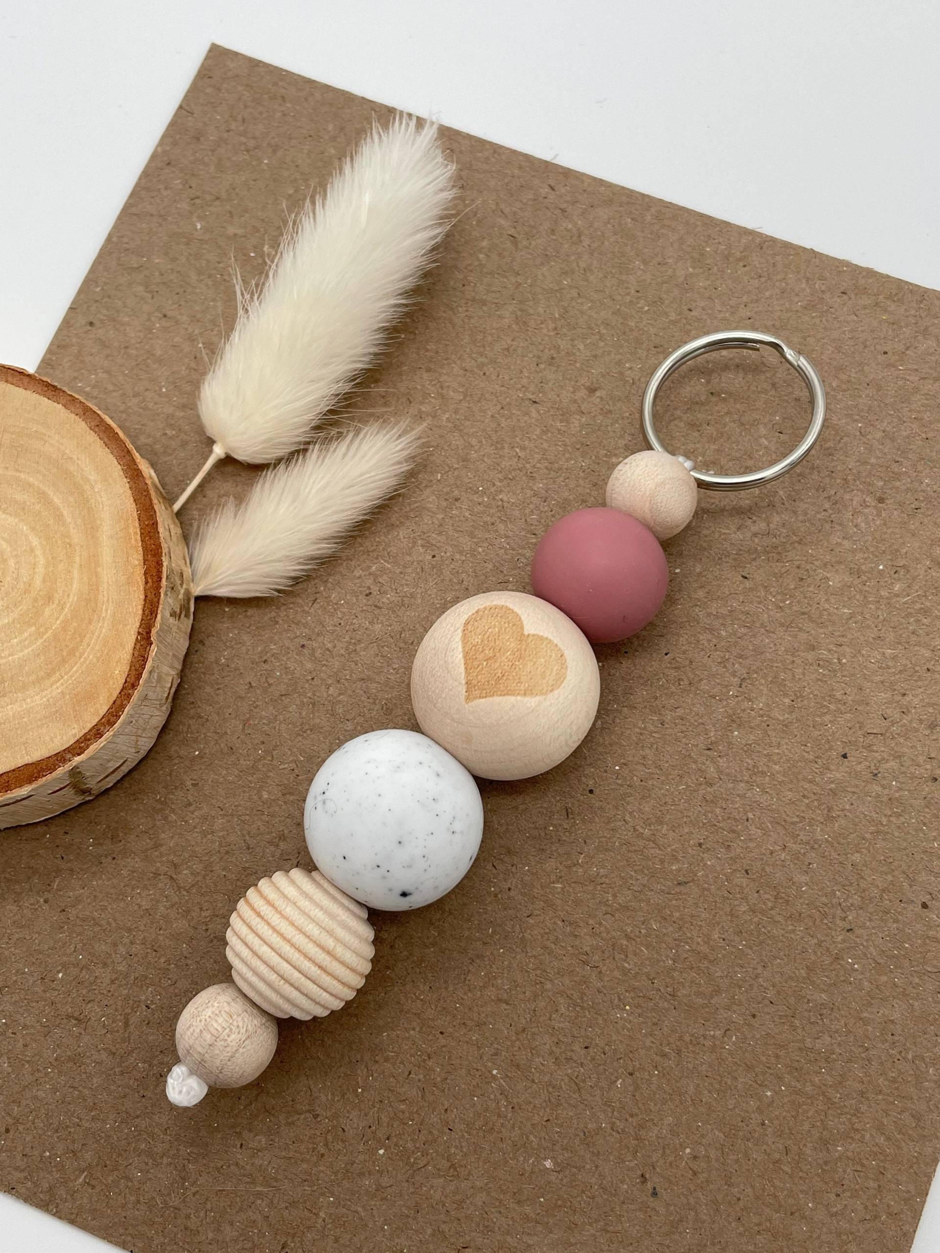 Schlüsselanhänger | Beere Neu Holzherz Natur Geschenk Valentinstag Muttertag Schlüsselanhänger | Beere Neu Holzherz Natur Geschenk Valentinstag Muttertag von faedelwerk