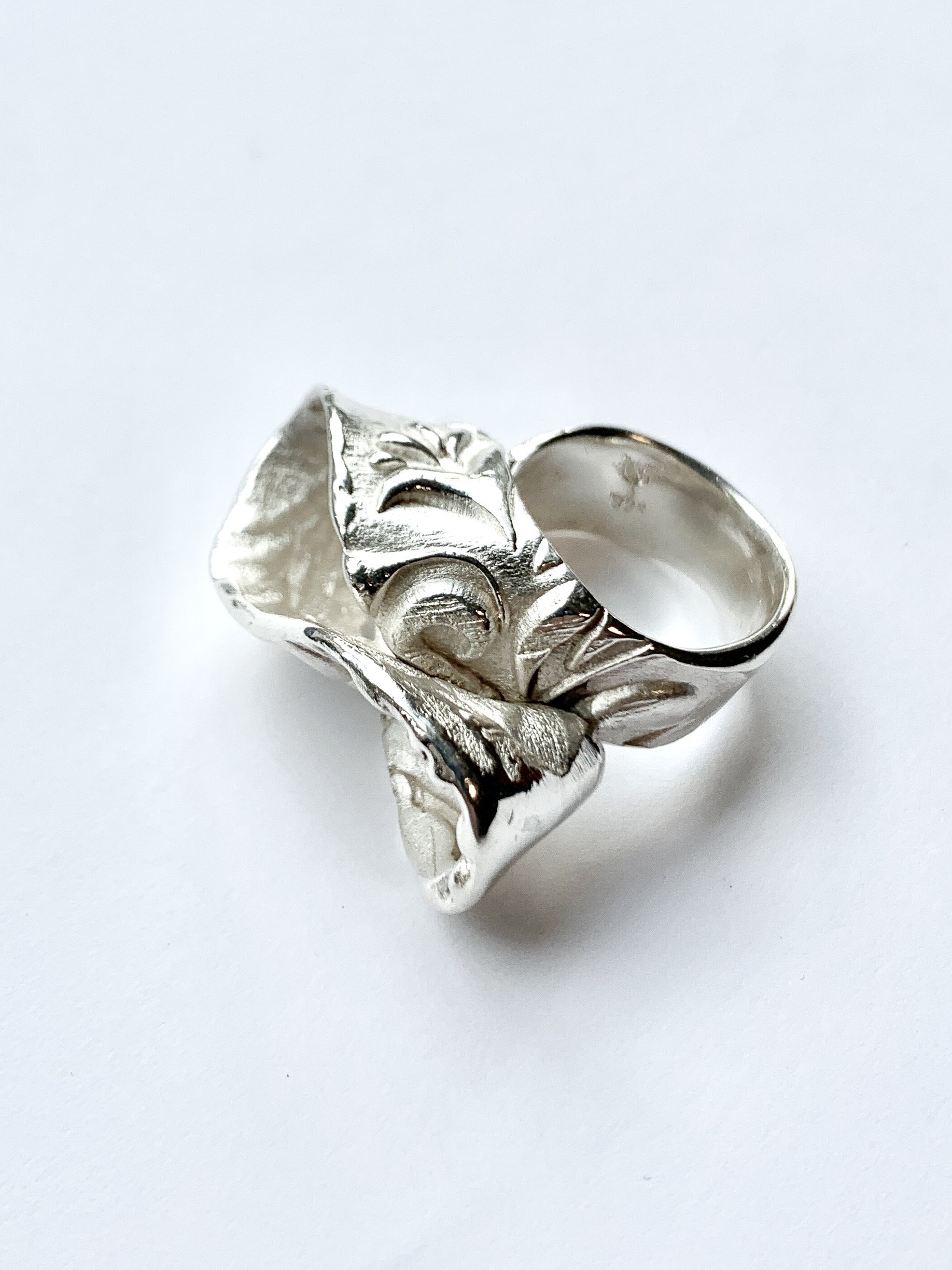 Handgefertigter Ring Mit Keksrollen-Prägung 925/ - Silber Sterlingsilber Aus 100% Recyclingsilber Unikat Handgefertigter Ring Mit Keksrollen-Prägung 925/ - Silber Sterlingsilber Aus 100% Recyclingsilber Unikat von fairfaktur