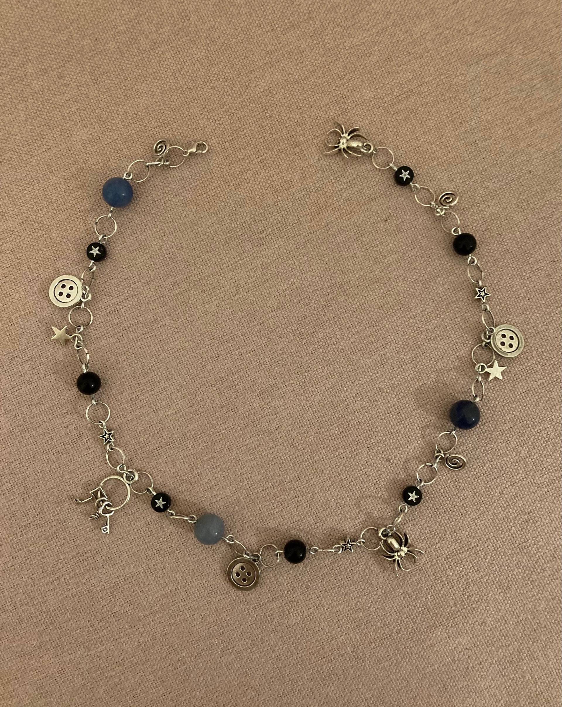 Coraline Film Inspiriert Charm Halskette Coraline Film Inspiriert Charm Halskette von fairiesmaze