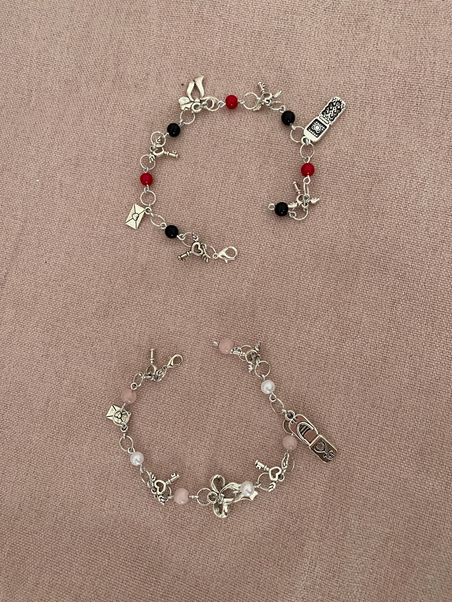 Von Nana Und Hachi Inspirierte Armbänder Von Nana Und Hachi Inspirierte Armbänder von fairiesmaze