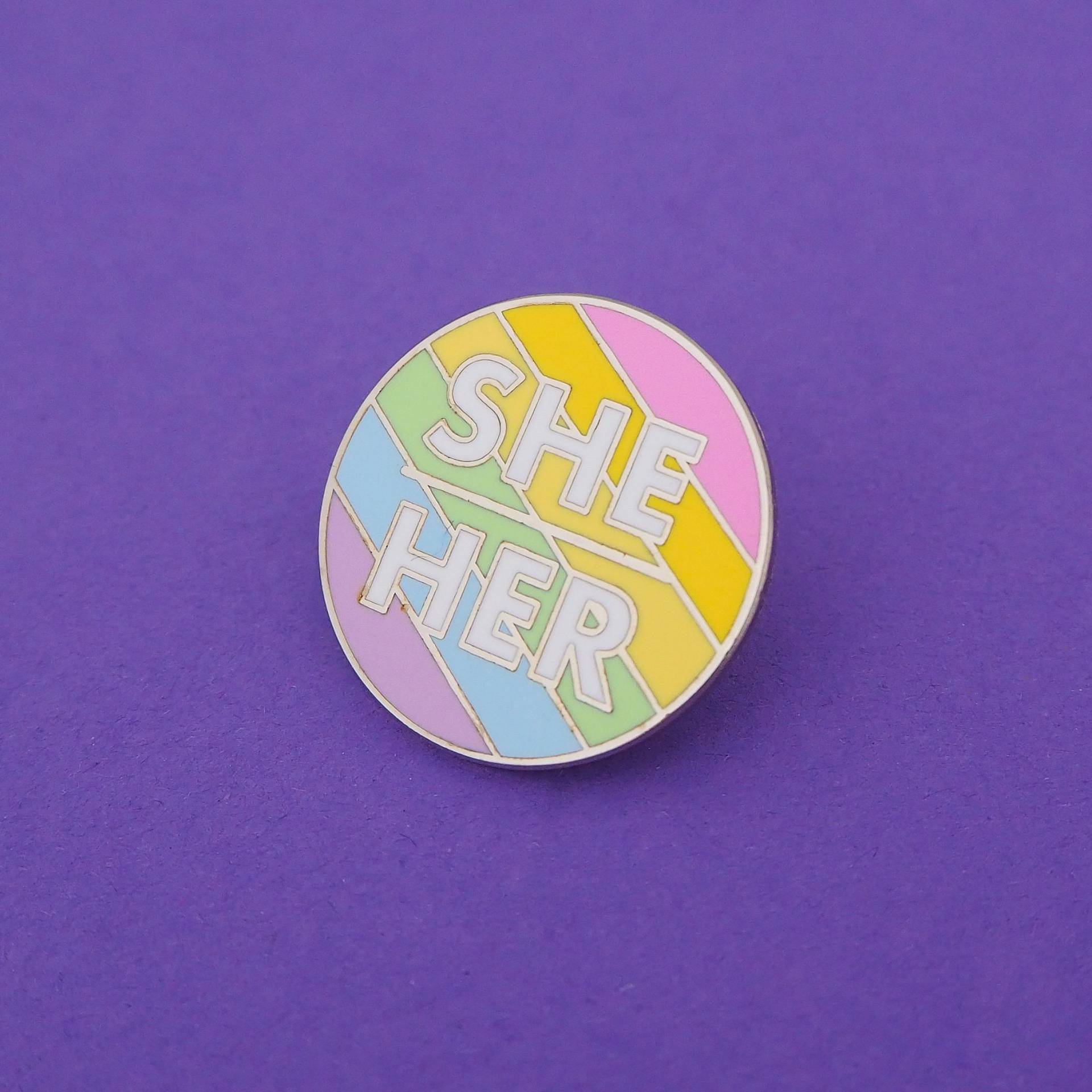 Pronomen Emaille Pin - Sie/Sie Regenbogen Pronomen Emaille Pin - Sie/Sie Regenbogen von fairycakes