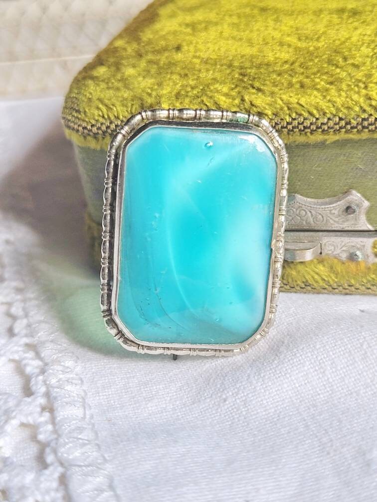 Art Nouveau Glas Brosche 1920 in Blau/Grün Antik Glas Brooch True Vintage Design Lamp Work Cottage Landhaus Brocante Art Nouveau Glas Brosche 1920 in Blau/Grün Antik Glas Brooch True Vintage Design Lamp Work Cottage Landhaus Brocante von fairytailjewelry