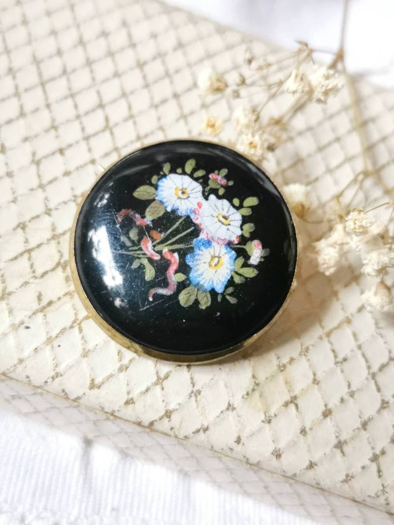 Biedermeier Glas Brosche 1850 True Vintage Brooch Emaille Malerei Viktorain Schwarz Gold Modeschmuck Biedermeier Glas Brosche 1850 True Vintage Brooch Emaille Malerei Viktorain Schwarz Gold Modeschmuck von fairytailjewelry