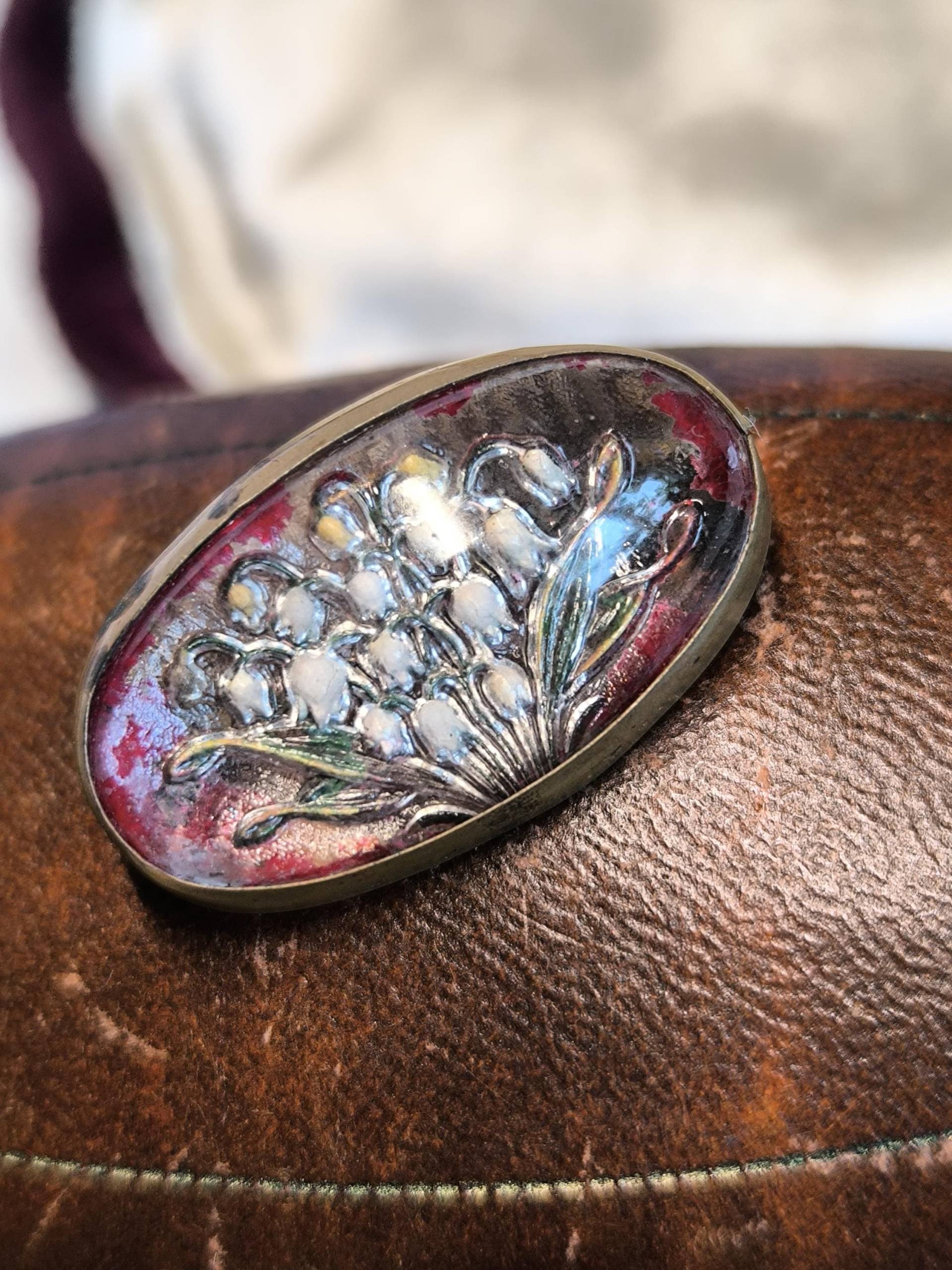 Glas Cabouchon Brosche 1880 Historismus Schneeglöckchen Blüten Essex Crystal Glas Cabouchon Brosche 1880 Historismus Schneeglöckchen Blüten Essex Crystal von fairytailjewelry