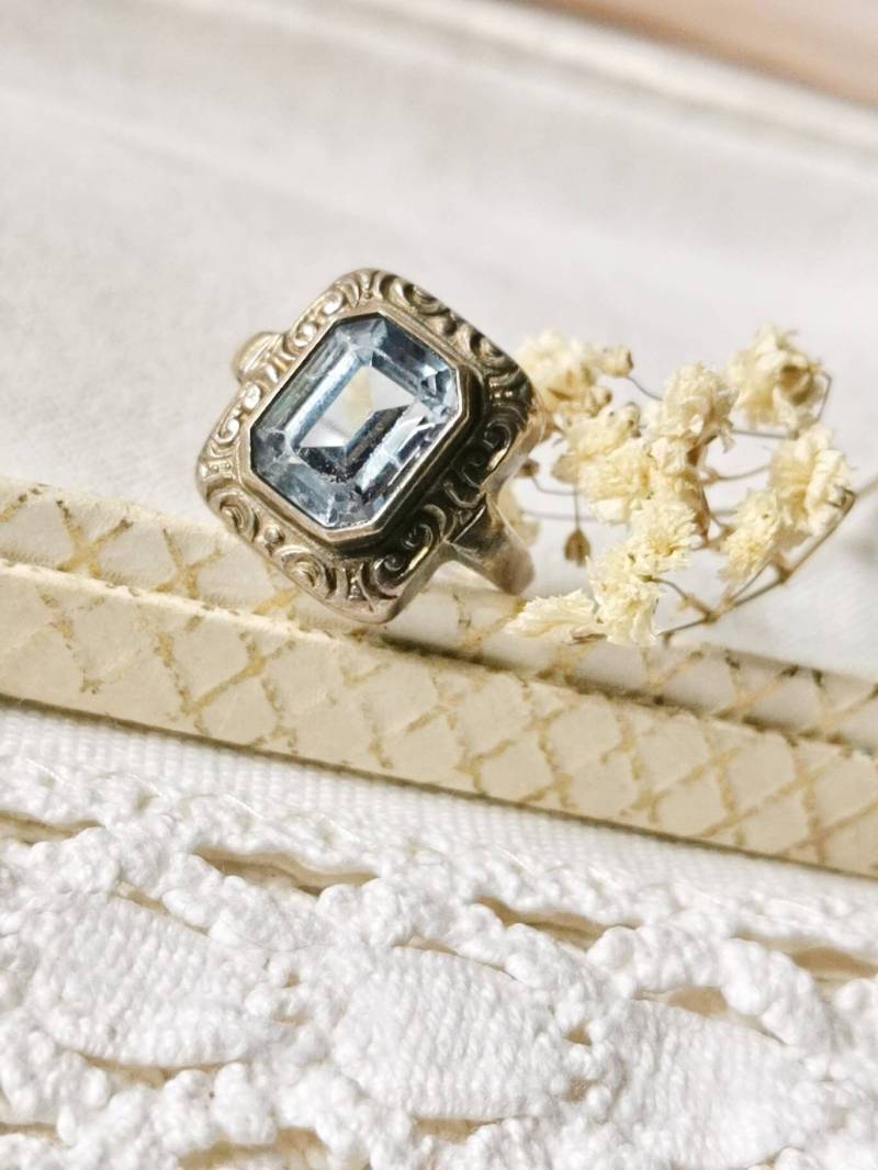 Jugendstil Silber Ring Blauer Quarz Um 1920 Florale Ring Siegel Art Nouveau Silver von fairytailjewelry