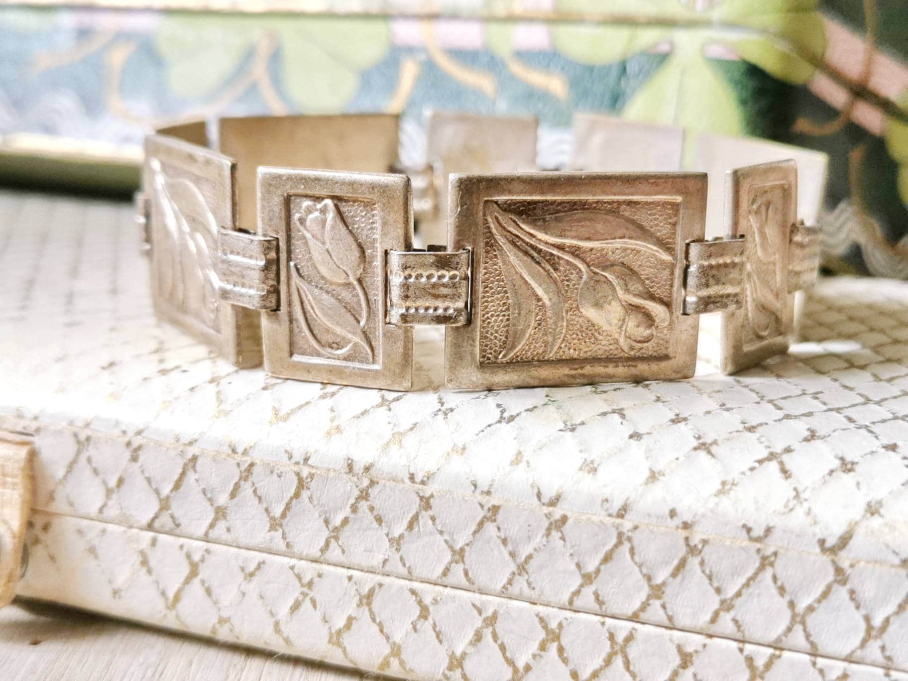 Mid Century Tulpen Armband True Vintage Versilbert 1950 Antik Bracelet Flowers Cottage Landhaus Design Blumen Blüten Flower Geschenk Dame Ra von fairytailjewelry