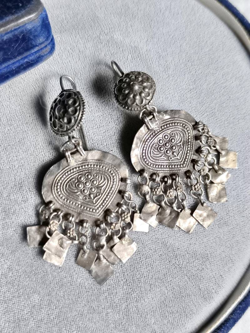 Silber Ohrringe Nomaden Schmuck Handgetrieben Antik Floral Boho Ethno Larp Silber Ohrringe Nomaden Schmuck Handgetrieben Antik Floral Boho Ethno Larp von fairytailjewelry