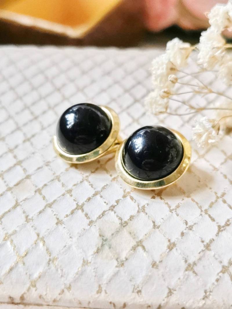 True Vintage 333 Gelb Gold Onyx Ohrclips Ohrringe Gold Earclips Gemstone in Schwarz von fairytailjewelry