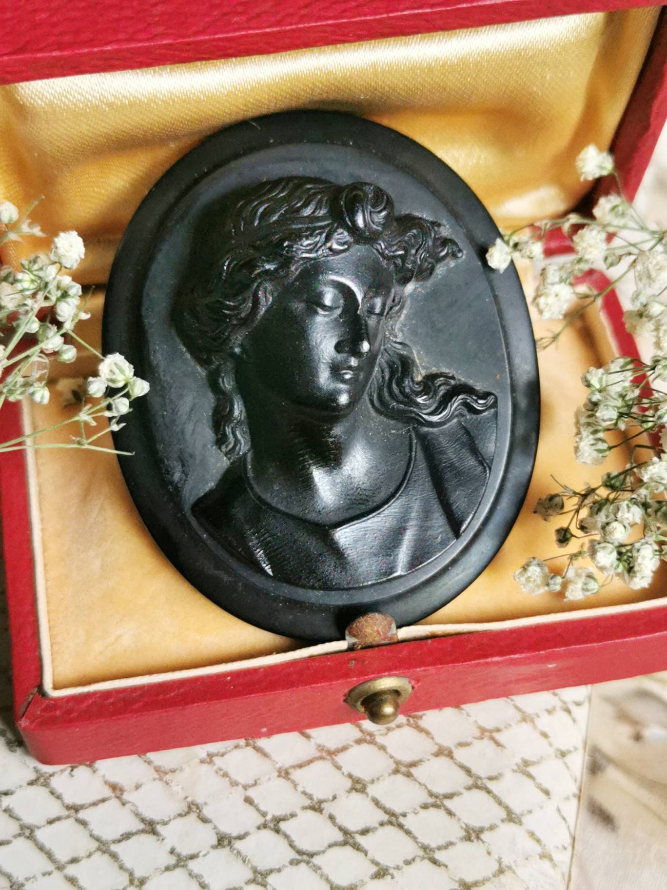 Viktorain Jet/Gagat Gemme Cameo Um 1830 True Vintage Damen Portrait in Schwarz Antik Trauer Schmuck Cottage Landhaus Wow von fairytailjewelry