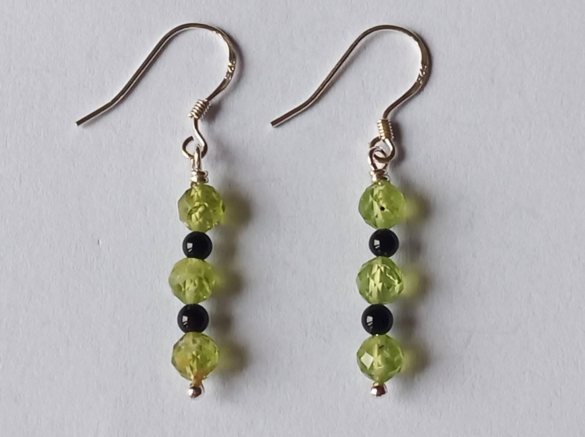 Peridot/Onyx-Ohrringe-Grün/Schwarz-925Er Silber-Ohrhaken-Hängeohrringe Peridot/Onyx-Ohrringe-Grün/Schwarz-925Er Silber-Ohrhaken-Hängeohrringe von fale925ohrringe