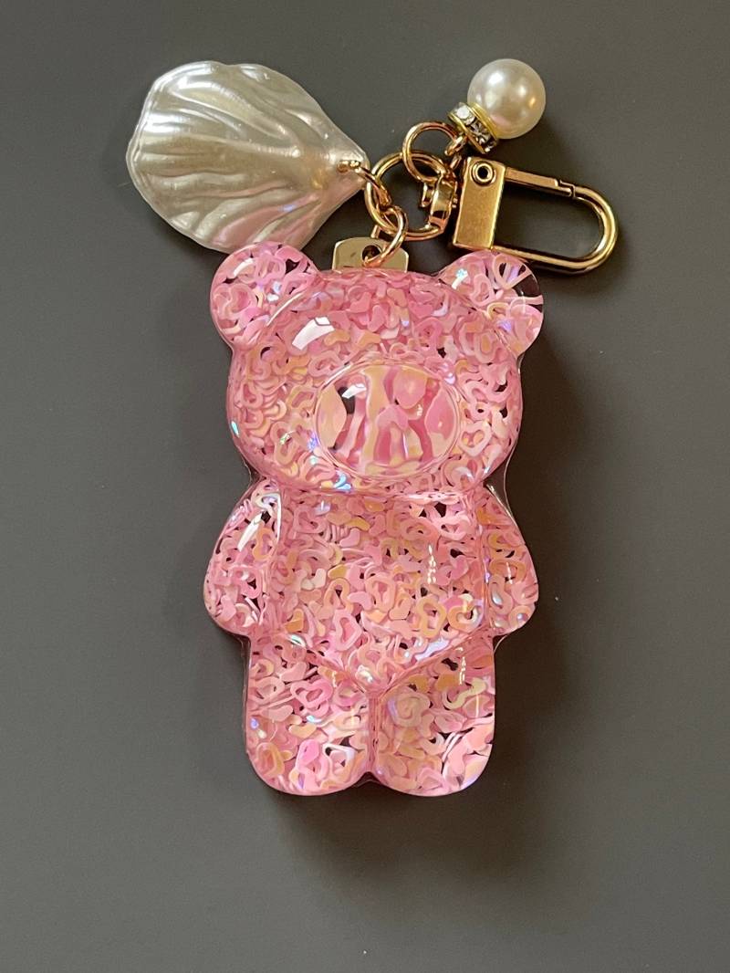 Individuelle Resin Harz Schlüsselanhänger Auto Personalisiert Autoanhänger Bärchen Pink von fanfandesignstudio
