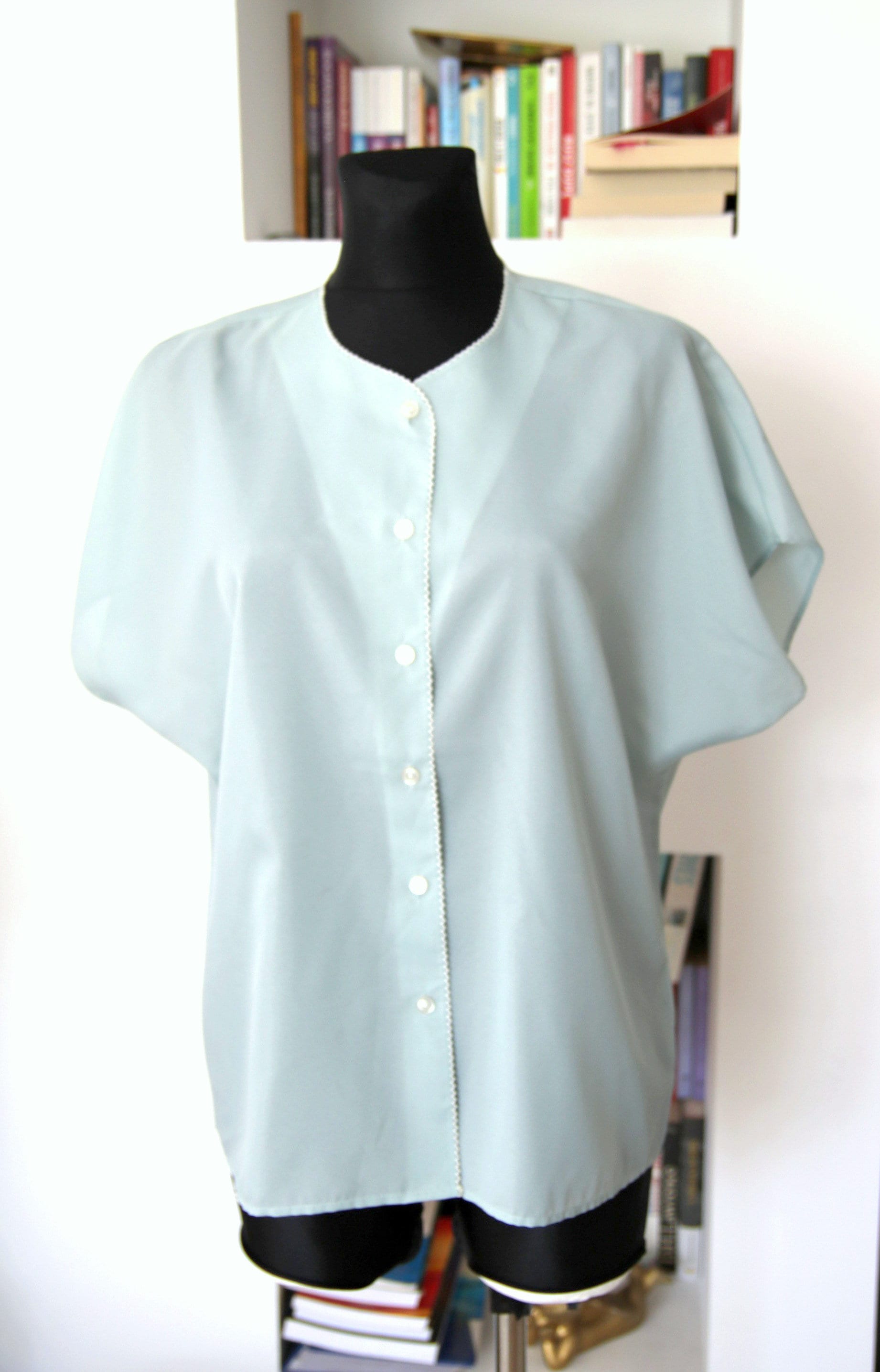 Vintage Kimono Bluse Aus Den 90Er Jahren Vintage Kimono Bluse Aus Den 90Er Jahren von fantastictrunk