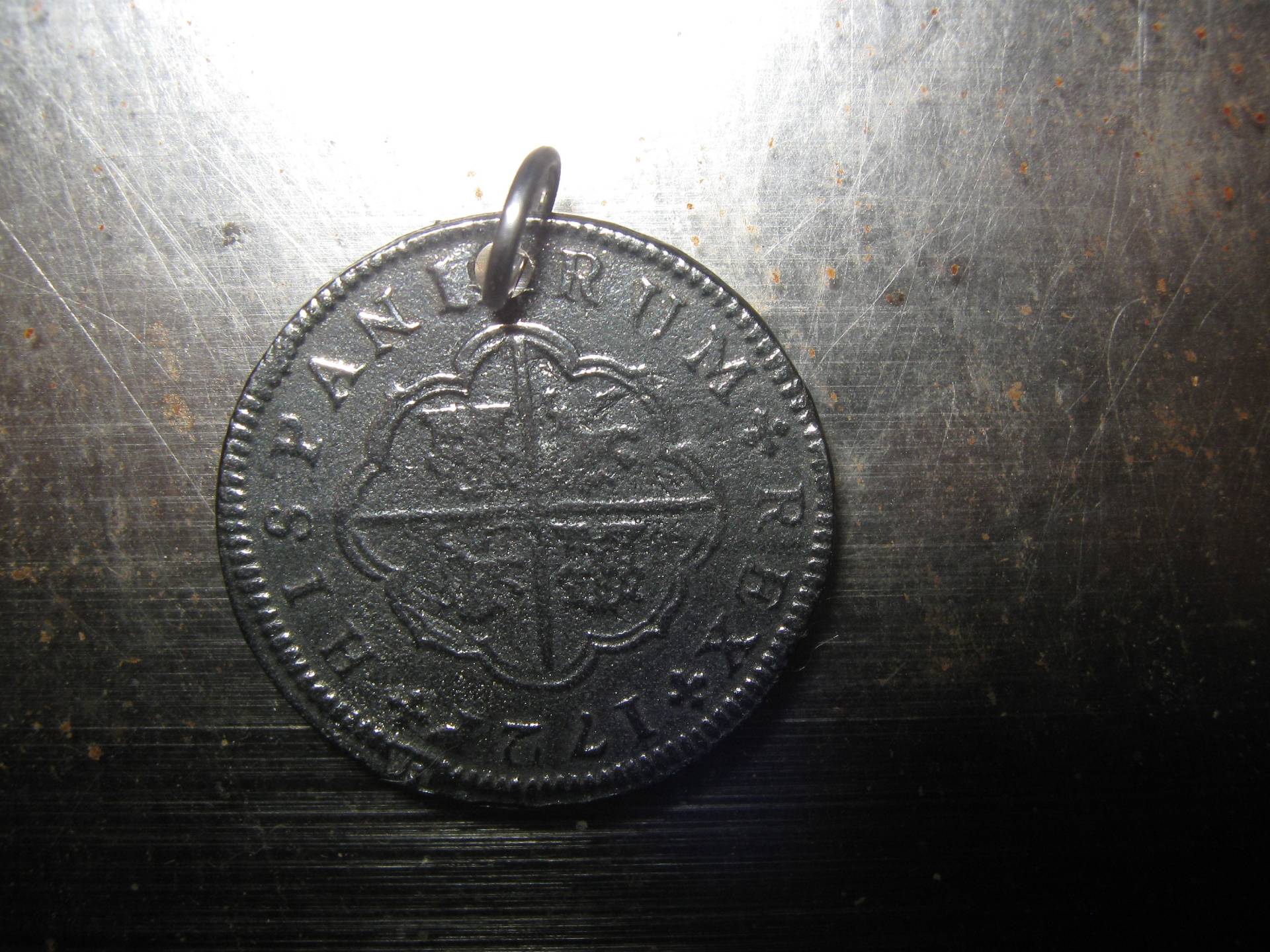 25mm Leichte Antik Silber Farbe Piraten Stücke Von Acht Anhänger Halskette 25mm Leichte Antik Silber Farbe Piraten Stücke Von Acht Anhänger Halskette von fantazy007