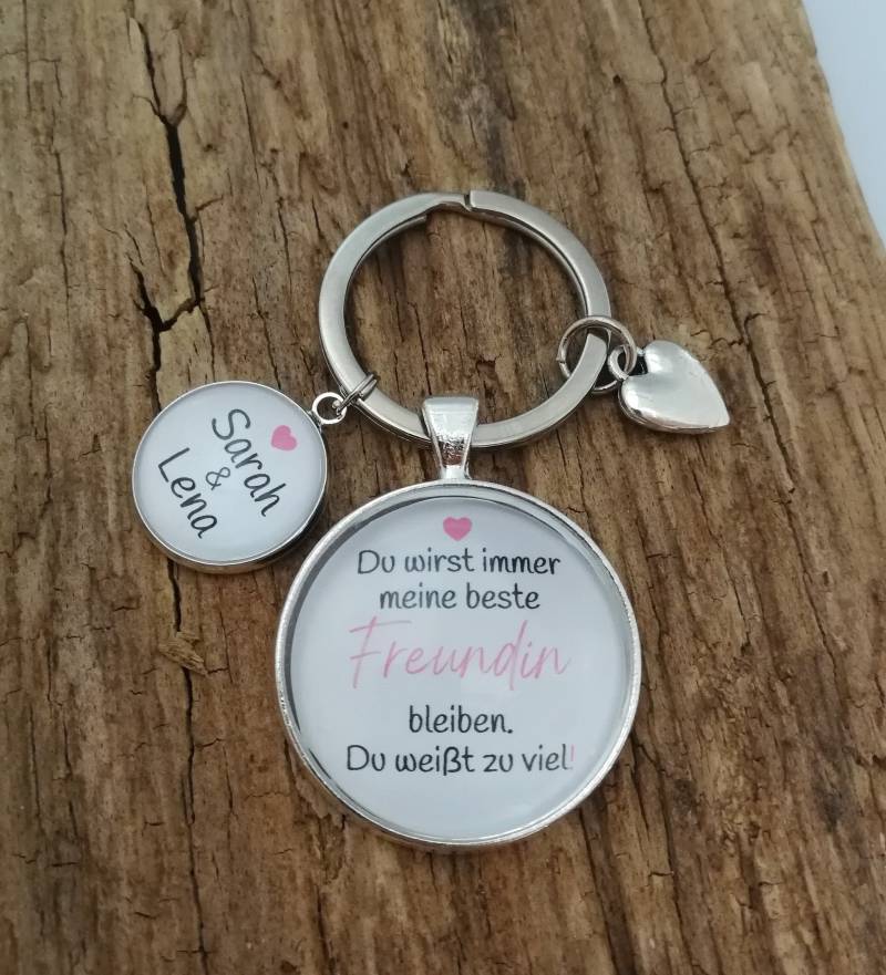 Schlüsselanhänger "Du Wirst Immer Meine Beste Freundin Bleiben, Du Weißt Zu Viel" Personalisiert von farbenspielschmuck