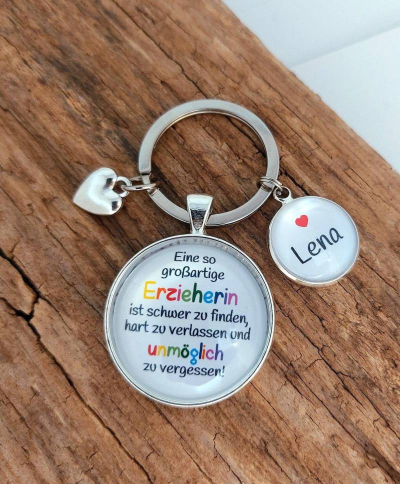 Schlüsselanhänger "Erzieherin" Personalisierbar Schlüsselanhänger "Erzieherin" Personalisierbar von farbenspielschmuck