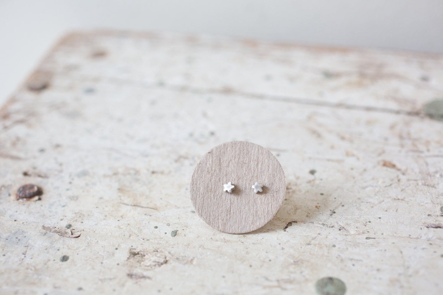 Zierliche Blumen Ohrstecker, 925 Sterling Silber Daisy Kleine Blume Ohrringe, Minimalist Täglichen Schmuck, Geschenk Für Sie von farmhousemoon