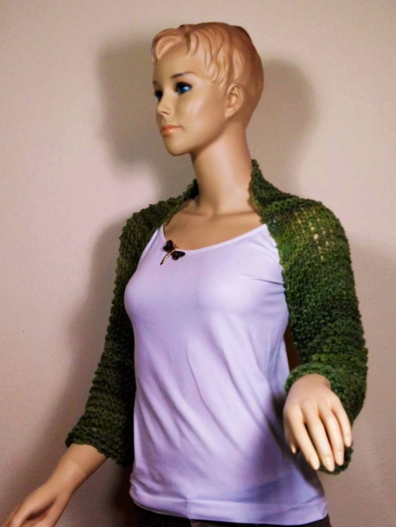 Bolero in Grün-Tönen, Aus Handgesponnener Merinowolle, Größe S von faserkunst