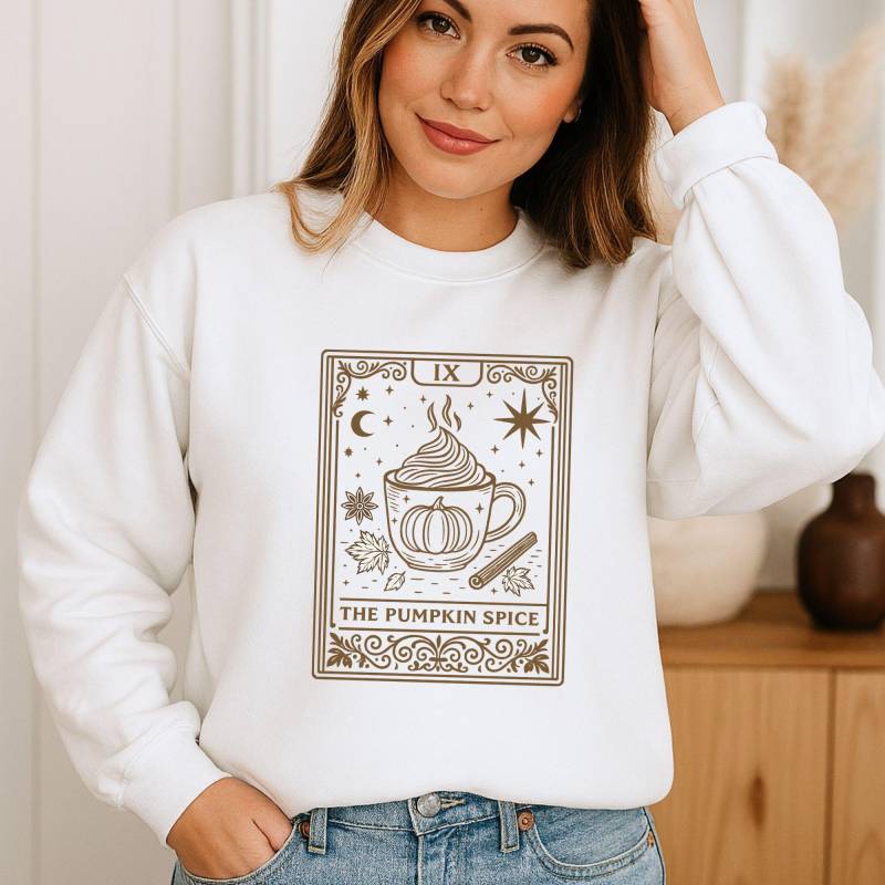 Autumn Mystic Sweatshirt, Pumpkin Spice Latte Design, Cozy Unisex Fall Clothing, Witchy Herbstmode, Magic Ritual Kit, Halloween Gift Idea von fashionquarter