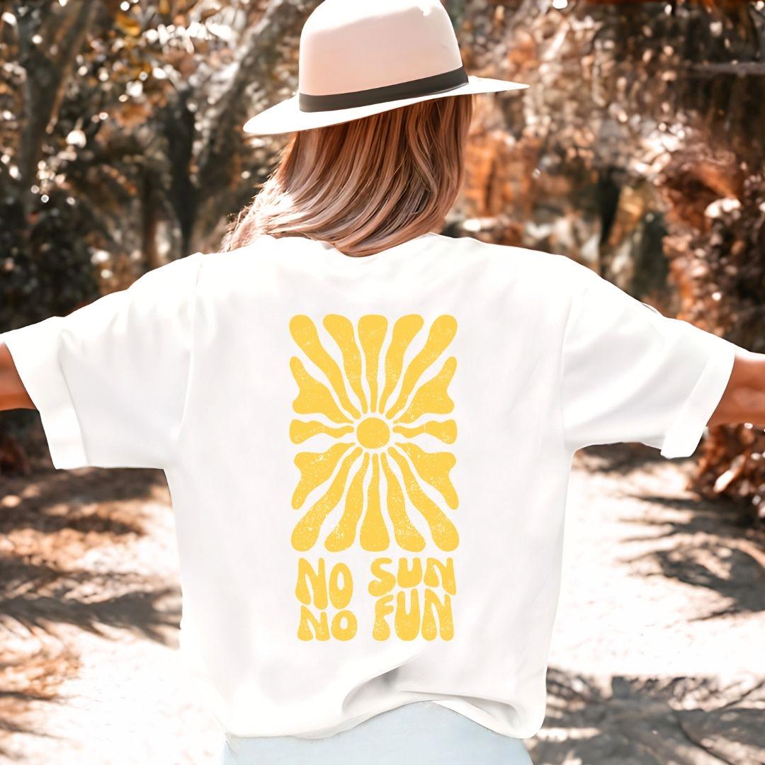 Retro Wavy Summer T-Shirt, Sonne Shirt, Vibes, Urlaub T-Shirt Mit Spruch, Beach Boho Style von fashionquarter