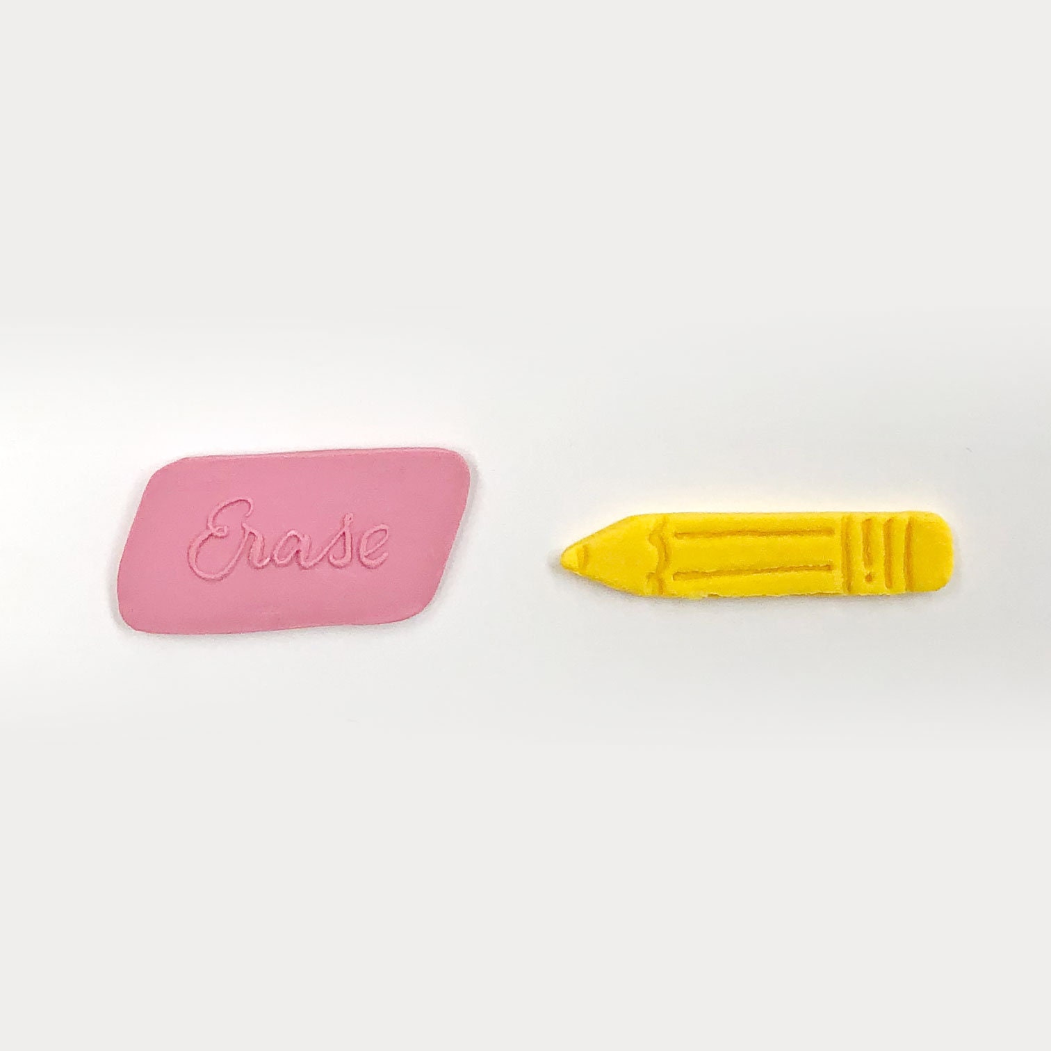Radiergummi Und Bleistift Pin Geschenk Set Radiergummi Und Bleistift Pin Geschenk Set von fayeandco