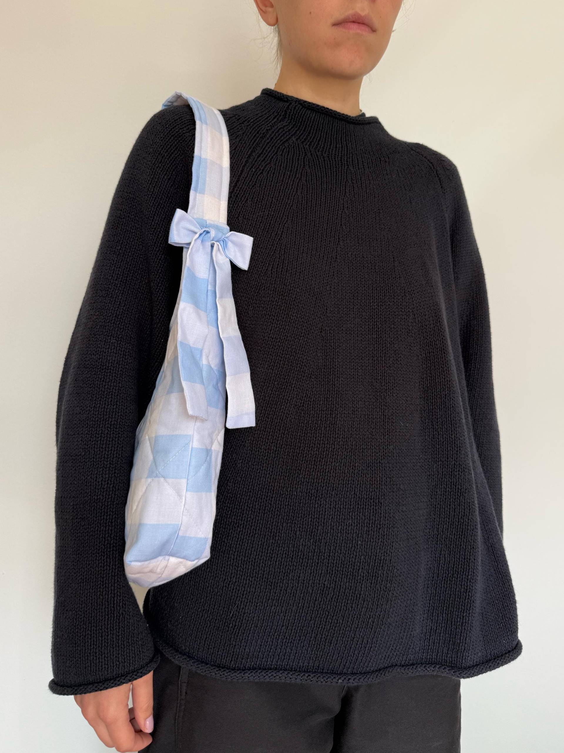 Blau Gingham Schleife Handtasche Handgemachte Baumwolle Schultertasche Mit Scrunchie von fayestudioss