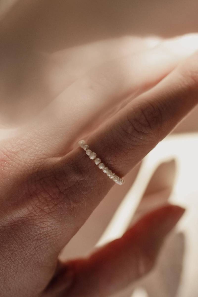 Lia | Ring Perle Handgemacht Zart Geschenkidee Für Mama Und Beste Freundin |Kleinigkeit|Surfer| Geschenk Sie Muttertag von federleichtOnline
