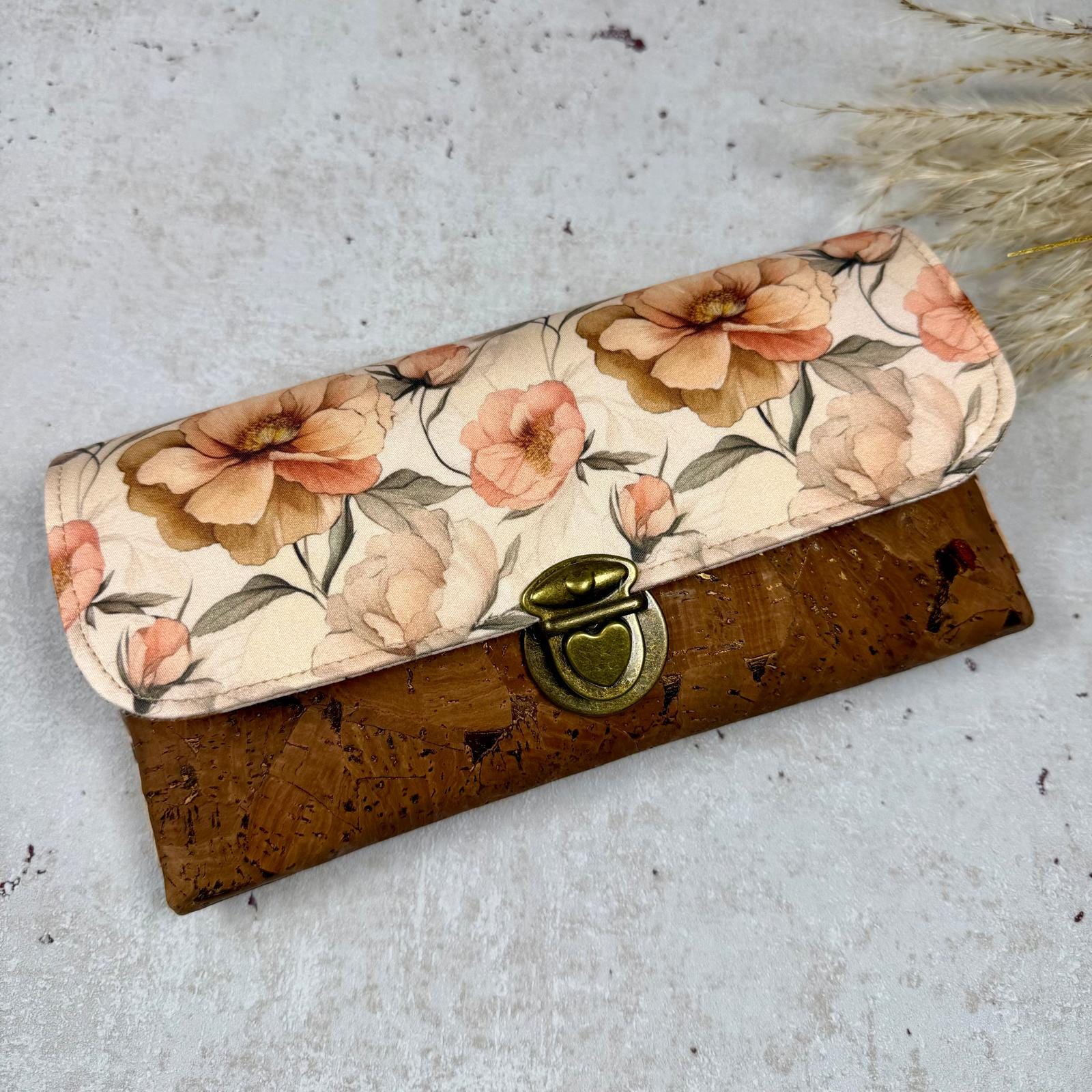 Geldbörse/Portemonnaie Damen Kork Flower Lisa von feennaht