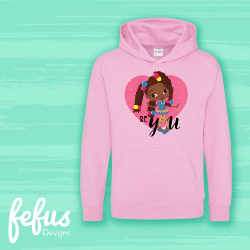 Sei Du Hoodie | Kapuzenpullover Für Mädchen Mit Natürlichem Haar Afro-Haarkunst Lockige Süße Schwarze Mädchenmagie Stärken Chr von fefusdesigns