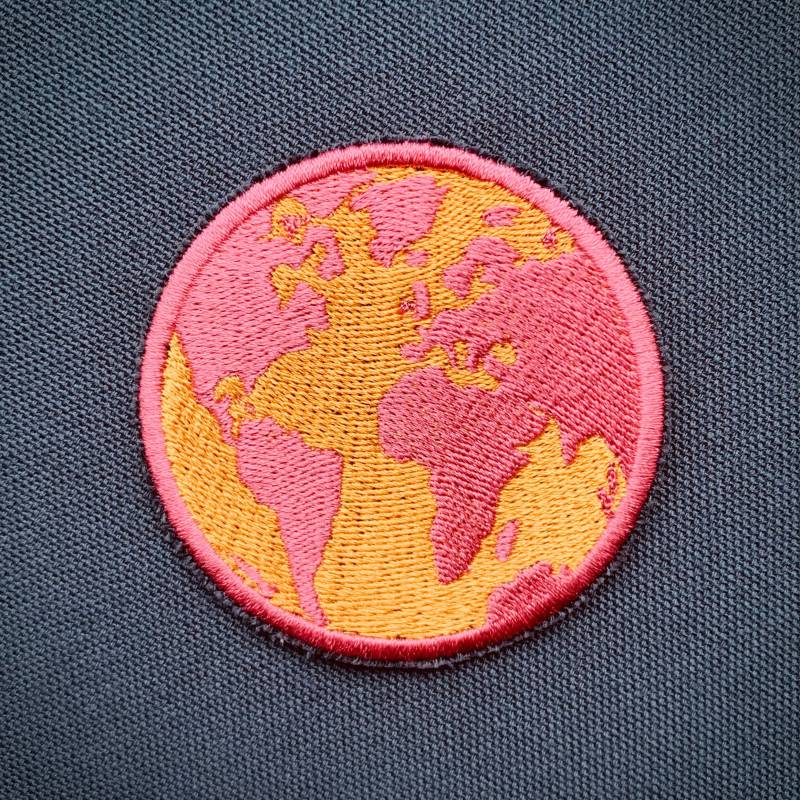 Aufnäher ~ Planet Erde Patch Gestickt Bio Applikation Zeichen Logo Stickerei von feinSTOFF