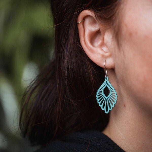 feinformart Ohrringe / Ohrhänger aus Holz - Mindful von feinformart