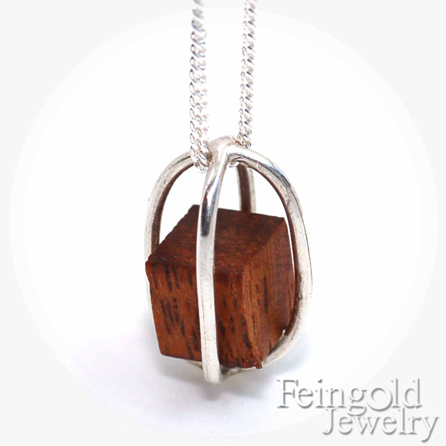 Silberkette Mit Schwebenden Holzwürfeln - Sterling Silber 18 Zoll Kette Versandkostenfrei Silberkette Mit Schwebenden Holzwürfeln - Sterling Silber 18 Zoll Kette Versandkostenfrei von feingoldjewelry