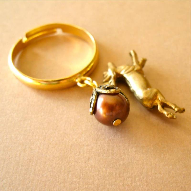 Hirsch Und Perle Messing Charm Ring Hirsch Und Perle Messing Charm Ring von feistykittyjewelry
