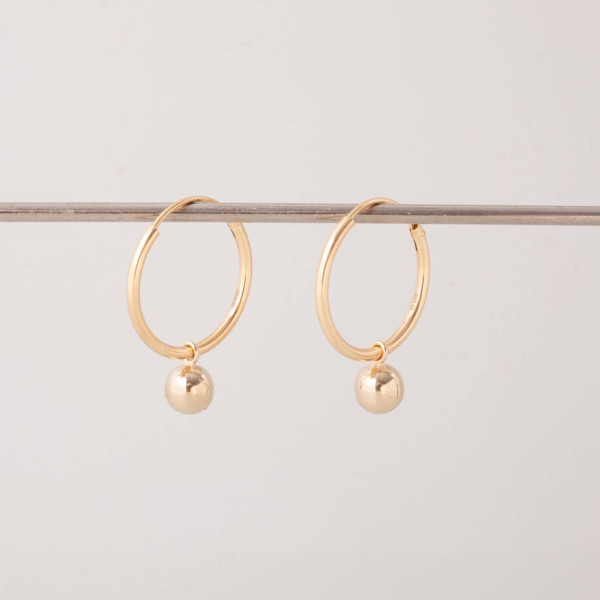 Kugelanhänger Für Creolen, Recyceltes Sterling Silber 18K Vergoldet Kugelanhänger Für Creolen, Recyceltes Sterling Silber 18K Vergoldet von fejnjewelry