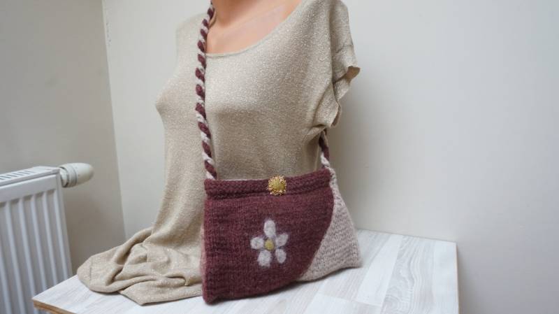 Braun Beige Blume Kochen Filztasche Perlen Handtasche Beutel Ipad Tablet Hülle Tasche Gekochte Wolle Gehäkelt Stricken Tote Station Messenger Braun Beige Blume Kochen Filztasche Perlen Handtasche Beutel Ipad Tablet Hülle Tasche Gekochte Wolle Gehäkelt Stricken Tote Station Messenger von feltinga