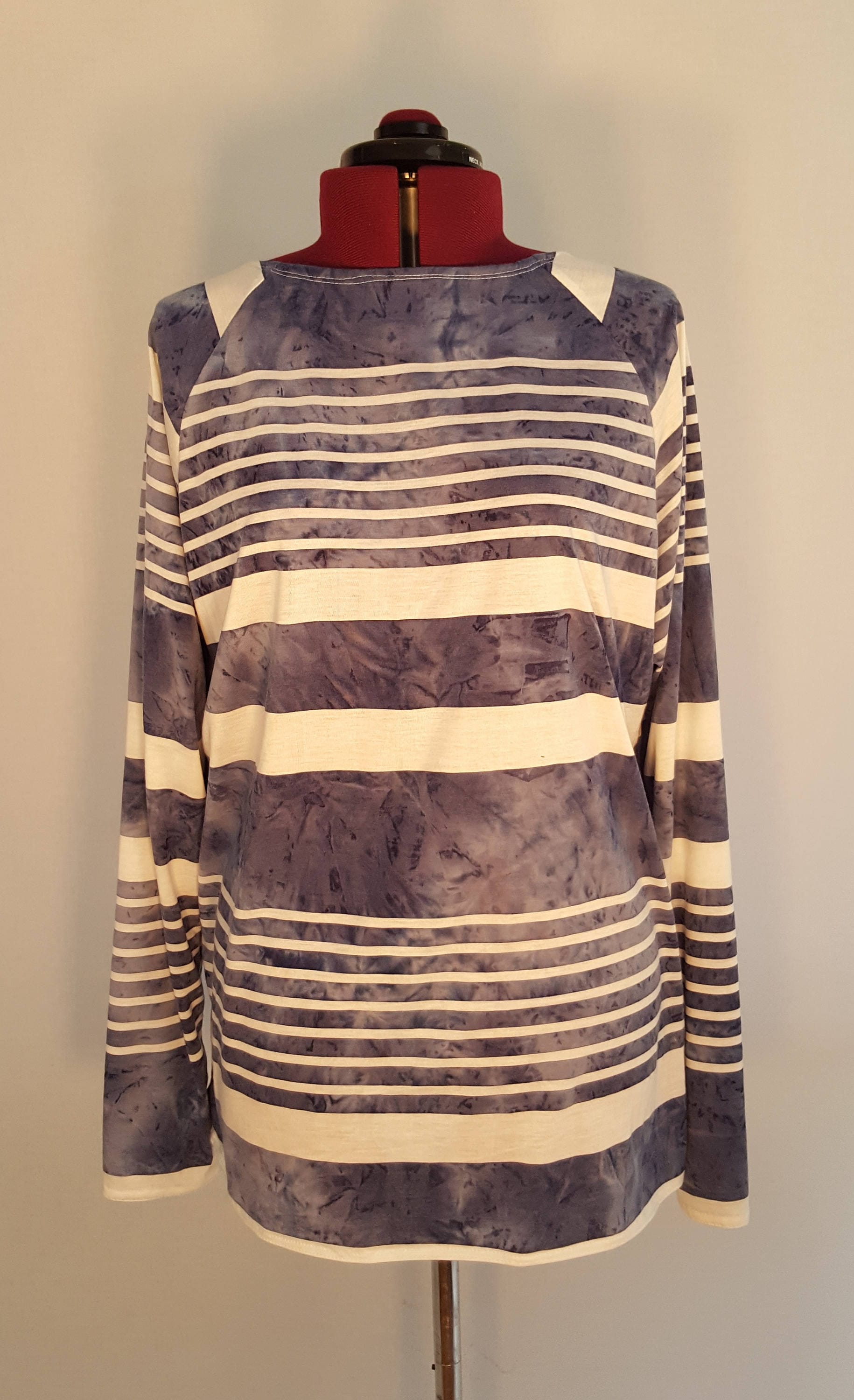 Piraten Shirt Matrose Scallywag Kostüm Blau Weiß Gestrickt Querstreifen U-Boot Ausschnitt Langarm Raglanärmel von ferdworthi