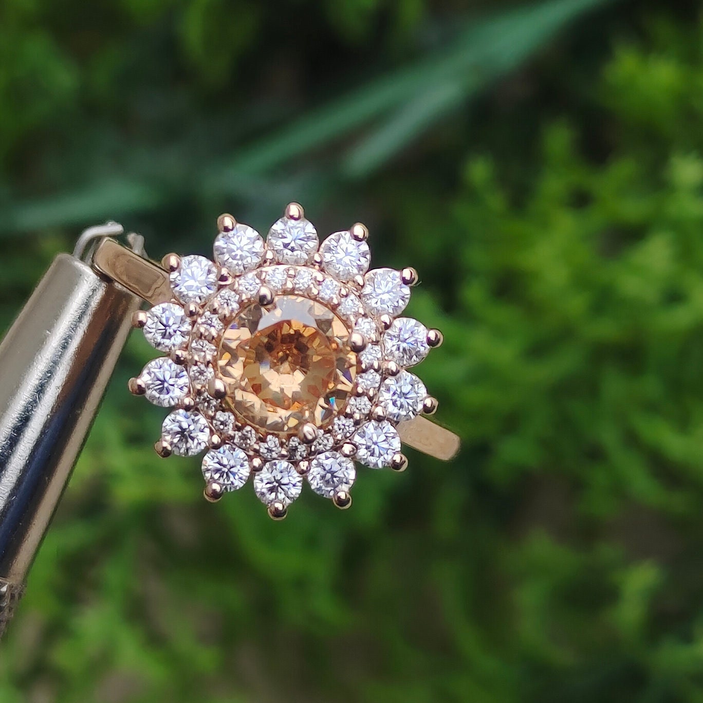 Halo Rundschliff Champagner Verlobungsring, Art Deco 14K Rose Gold Jubiläumsring, Starburst Einzigartiger Ehering, Vintage Frauen Ring von ferkojewels