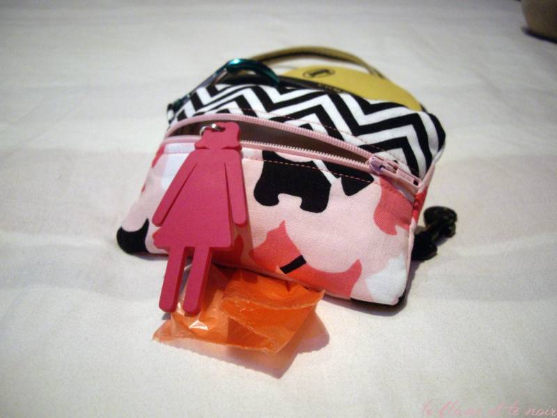 Hund Poop Bag Pouch | Clean Up Taschen in Scottie Hunde/Chevron - Modell 2 Hund Poop Bag Pouch | Clean Up Taschen in Scottie Hunde/Chevron - Modell 2 von fetamanoir