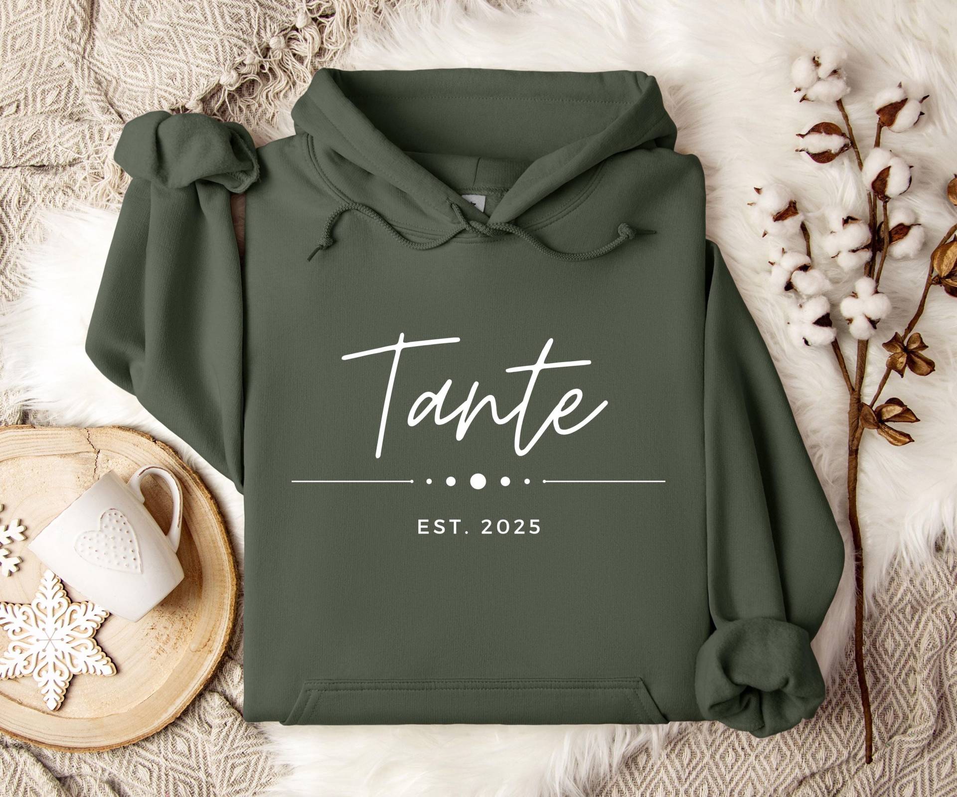 Tante Est 2025 Hoodie | Aunt Est. Geschenk Für Ihn Baby Is Coming Surprise Pullover Unisex Shirt von fhydesigns