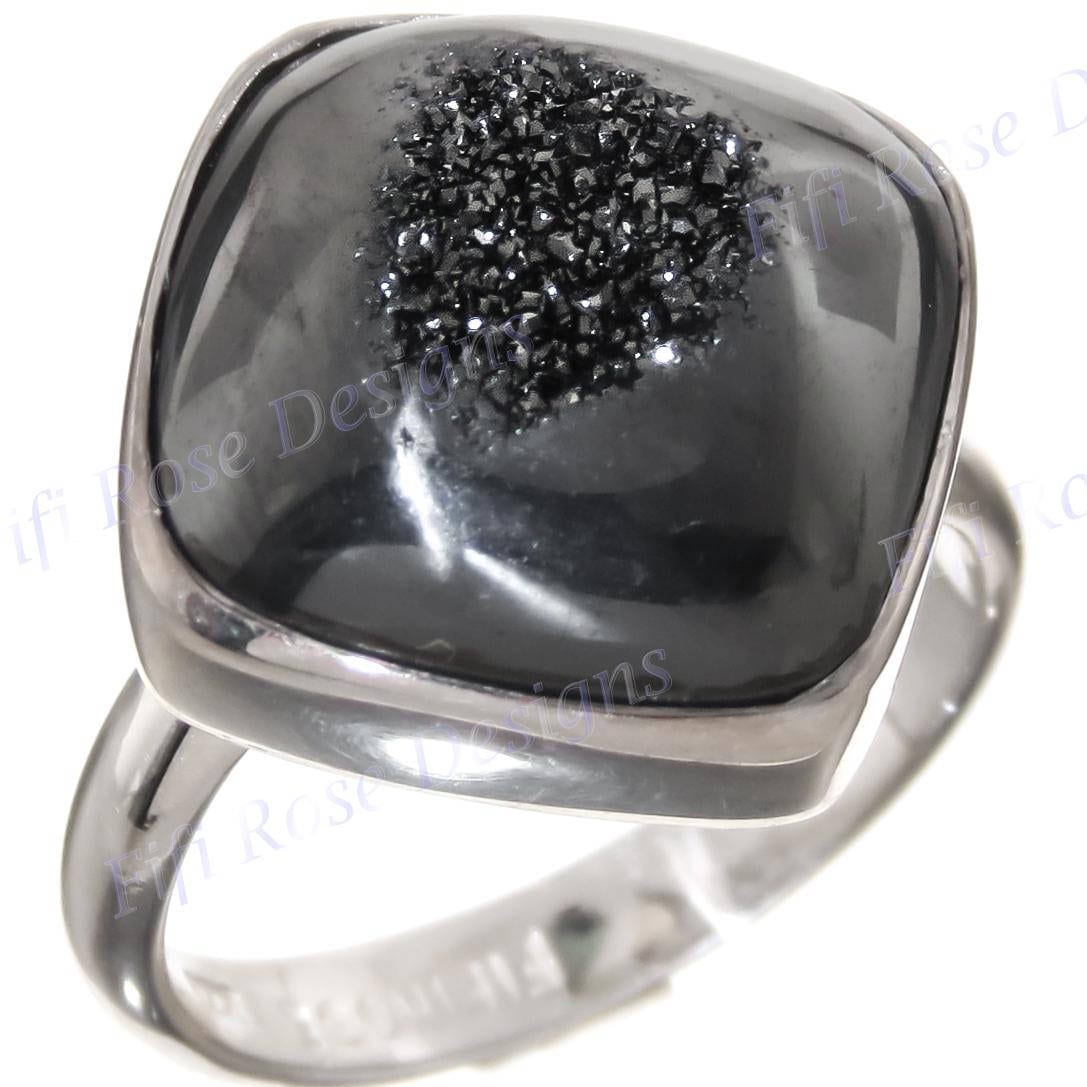 In Den Usa Hergestellter Black Titanium Druzy Drusy 925 Sterling Silber Einstellbar Gr. 7 Ring von fifirosedesigns