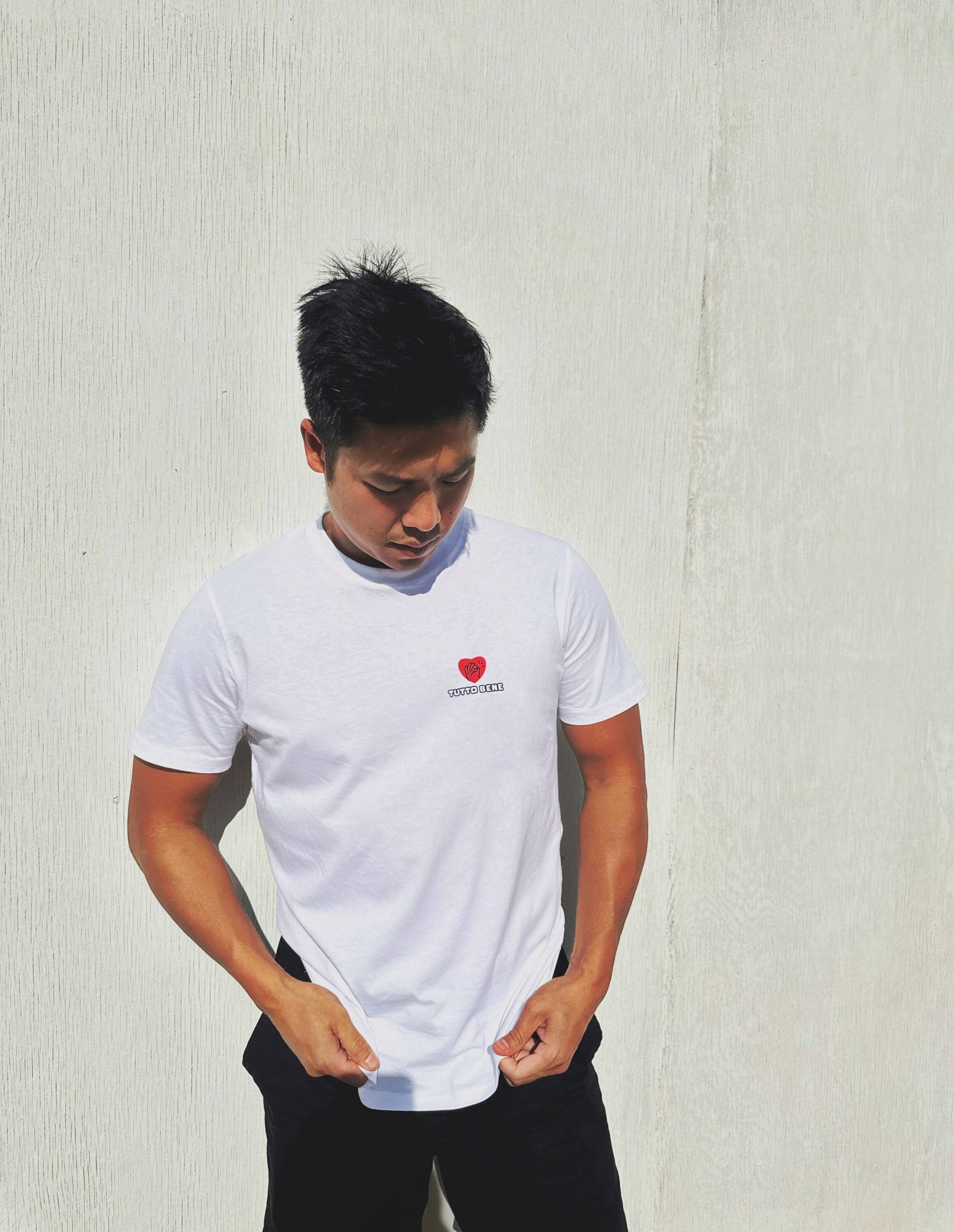 Italian Love Shirt | Tutto Bene Statement Organic Cotton Summer Unisex T-Shirt Italian Love Shirt | Tutto Bene Statement Organic Cotton Summer Unisex T-Shirt von fillthevoidwithcolor