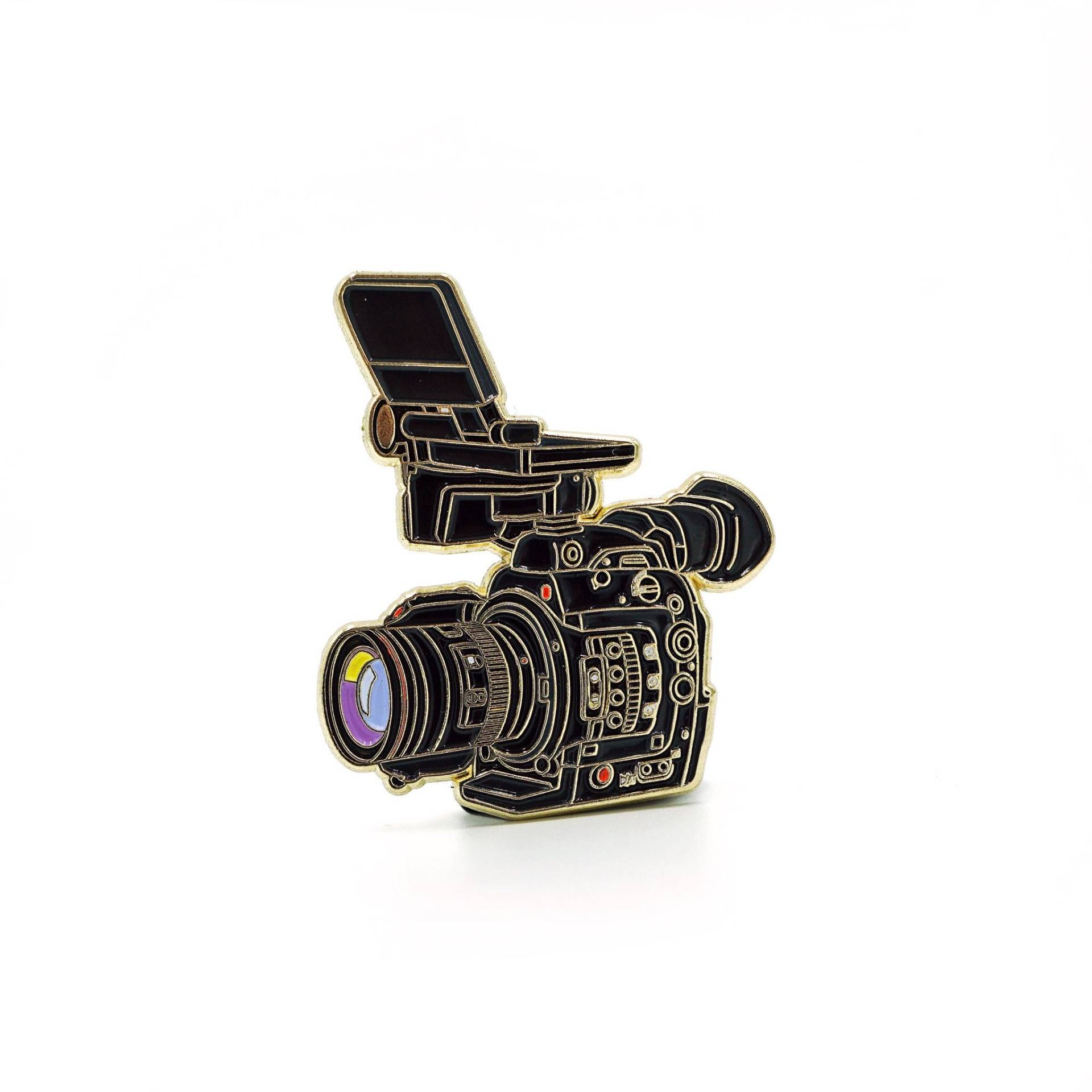 Dokumentarfilm Kamera Emaille Pin. Toll Für Filmemacher, Kameraleute, Kameraleute Und Produktion Dokumentarfilm Kamera Emaille Pin. Toll Für Filmemacher, Kameraleute, Kameraleute Und Produktion von filmpinsociety