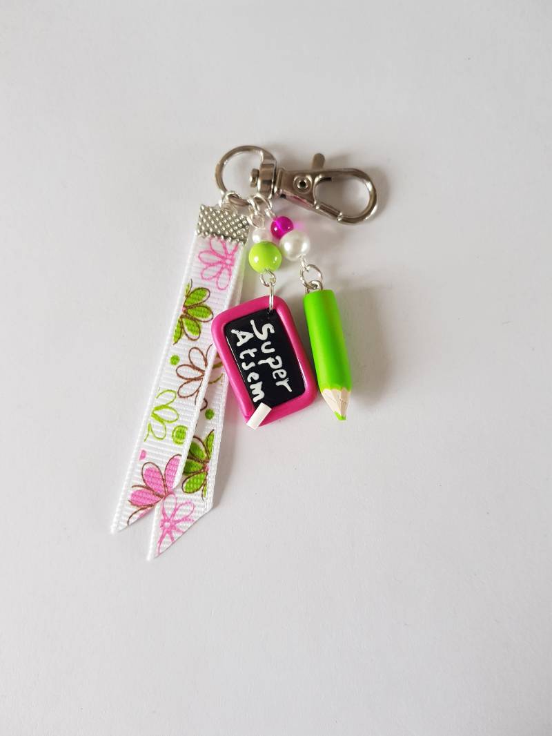 Atsem-Geschenk, Taschenanhänger, Super-Atsem, Bleistift Und Schiefertafel, Schulgeschenk, Grün Rosa, Super-Atsem-Geschenk, Dankeschön-Atsem von fimorelie