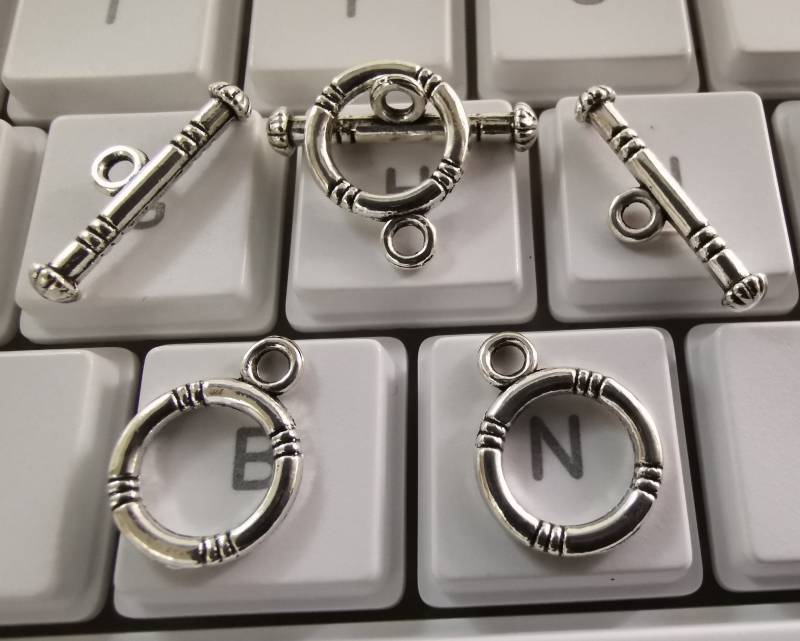 20 - 50Sets Metallkreis Knebelverschluss, Antiker Silberfarbener Runder Verzierter Strukturierter Dekorativer Armbandendverschluss, C704 von findingscity