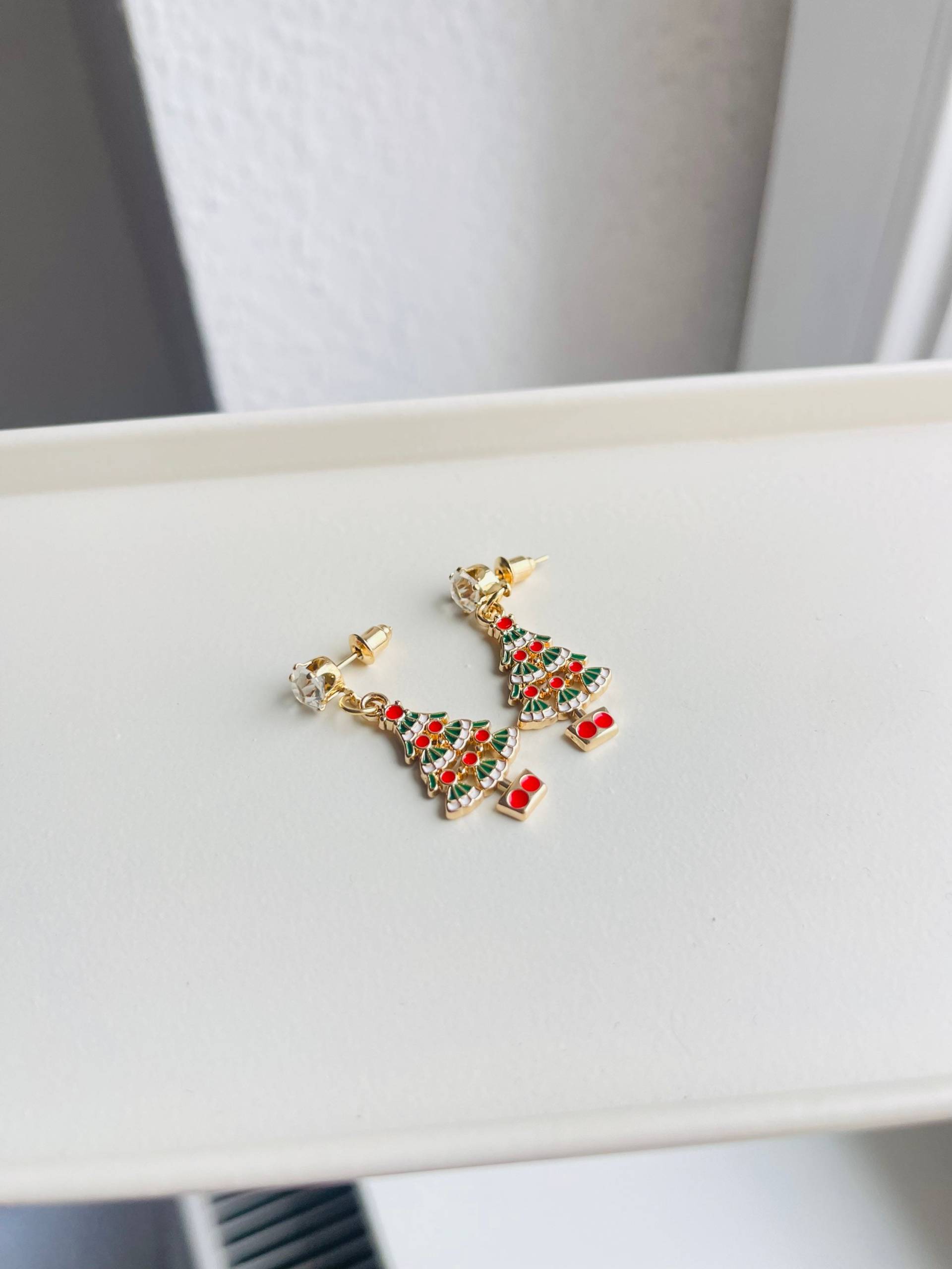 Goldene Tannenbaum Hängeohrringe Weihnachtlicher Ohrschmuck Goldschmuck Geschenk Für Sie Weihnachtsgeschenk Ohrringe Weihnachten Goldene Tannenbaum Hängeohrringe Weihnachtlicher Ohrschmuck Goldschmuck Geschenk Für Sie Weihnachtsgeschenk Ohrringe Weihnachten von findkind